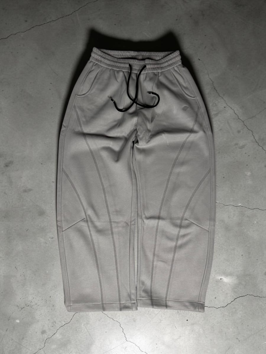 Track pant view 4