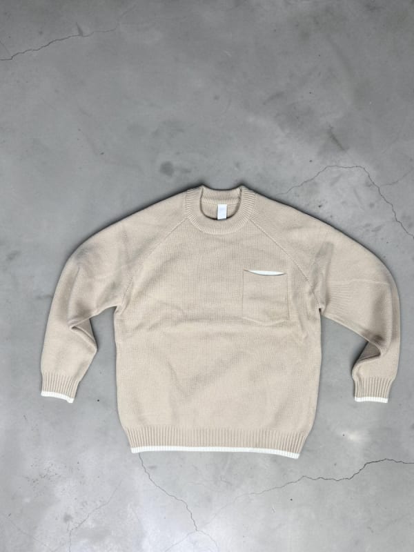 Pocket sweater