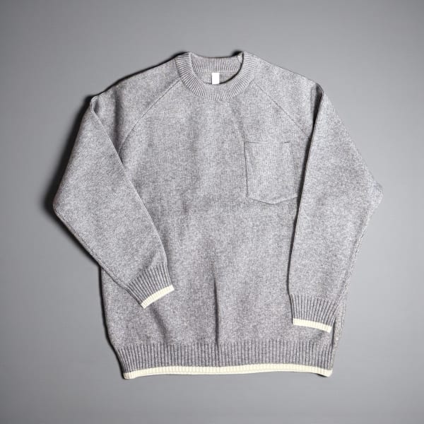 Pocket sweater