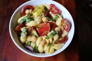 Marinated Chickpeas and Pasta