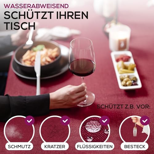 Vue 2 de Nappe Elegante Avec Un