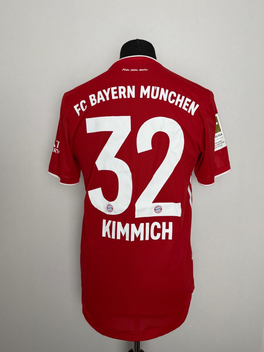 Bayern München 2020/21 Match Worn Shirt — Joshua Kimmich, with COA, Size M — front