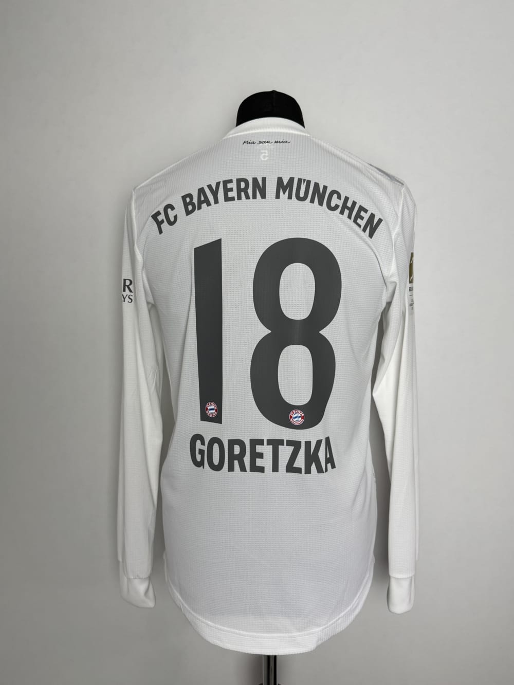 Bayern München 2019 Match Worn / Issued Shirt — Leon Goretzka — front