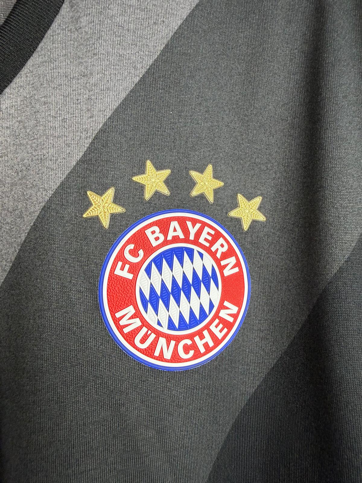 Bayern München 2016/17 Champions League Match Worn Shirt — Jérôme Boateng, with COA — photo 5