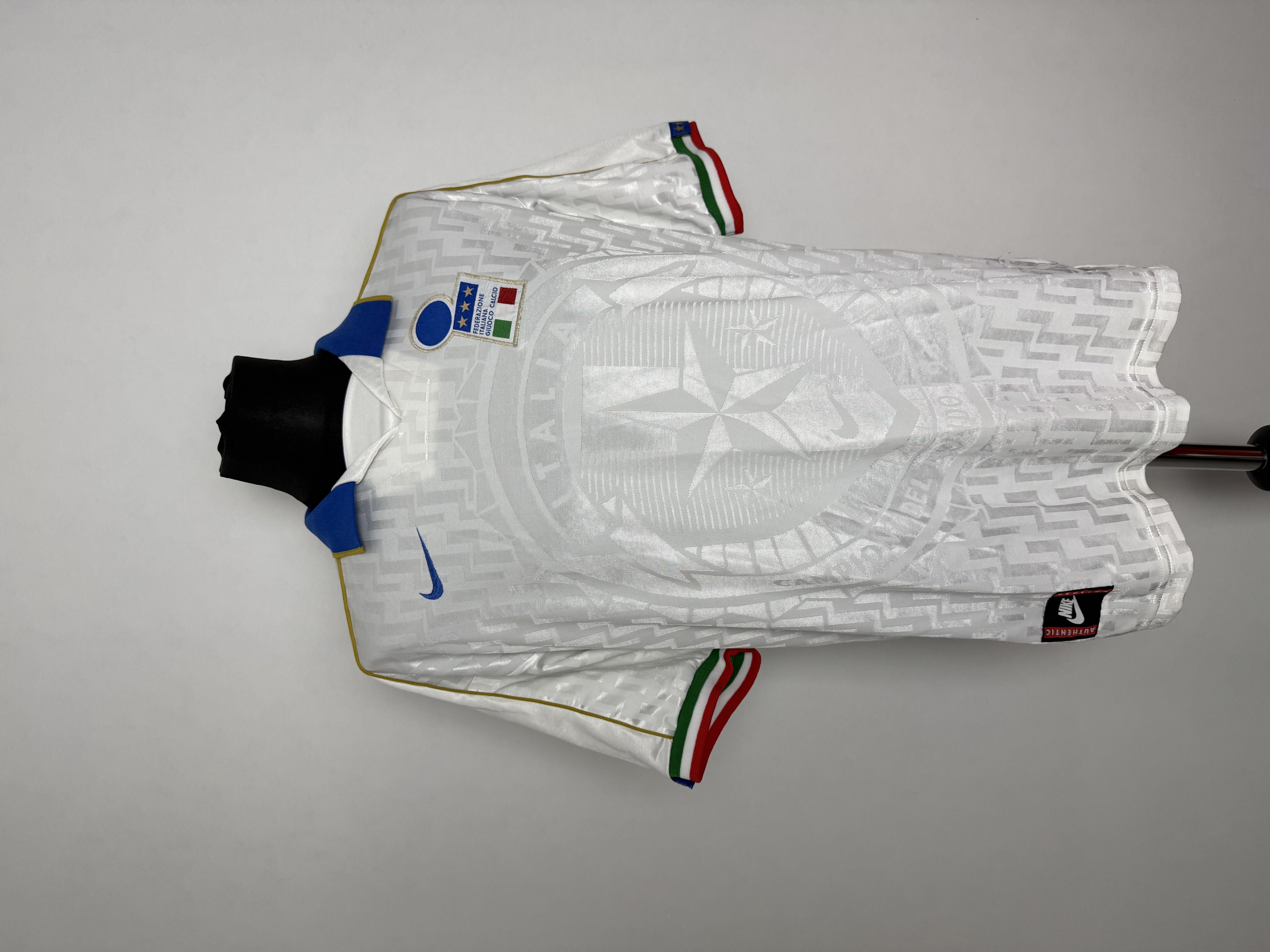 Italy 1995/96 Away Shirt — Vintage Original