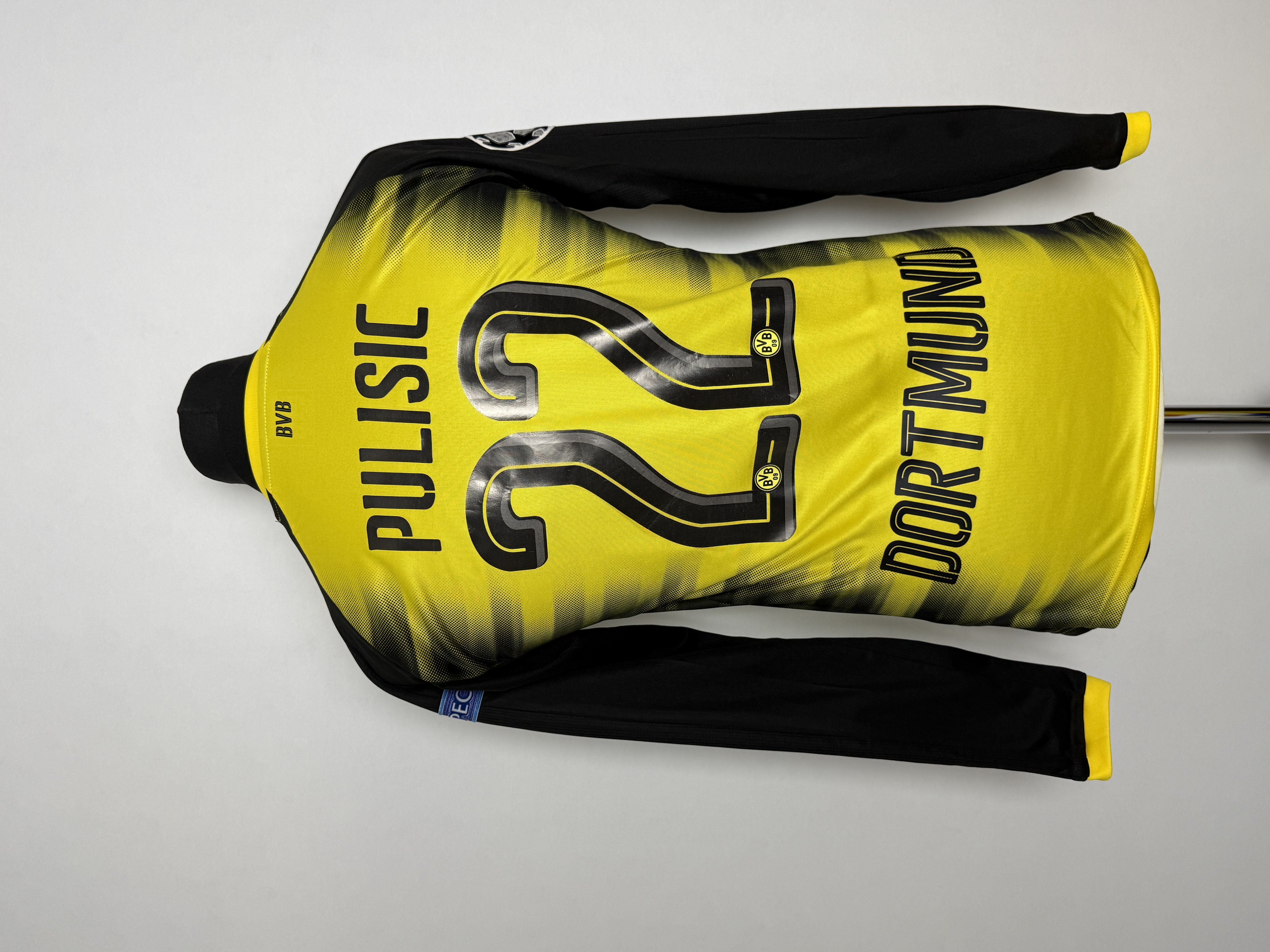 Borussia Dortmund 2017/18 Match Issued Shirt — Christian Pulisic, Size M