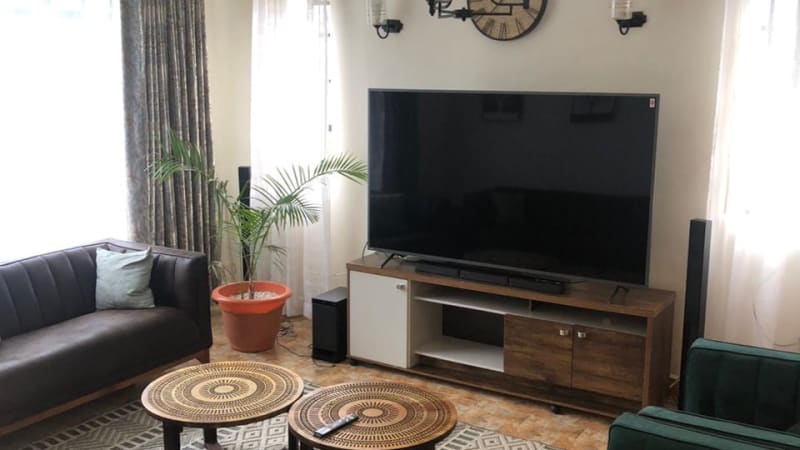 5 Bedroom Airbnb in Nanyuki with Mount Kenya Views and swimming pool - Image 7