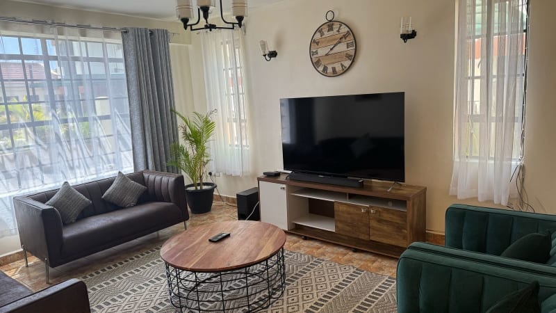 Luxury 5 Bedroom Villa Airbnb Nanyuki – Group Escape (with swimming pool) - Image 3