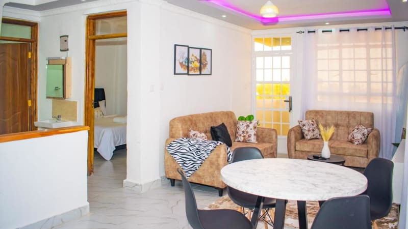 Executive 1 Bedroom Airbnb Nanyuki Near Ol Pejeta - Image 2