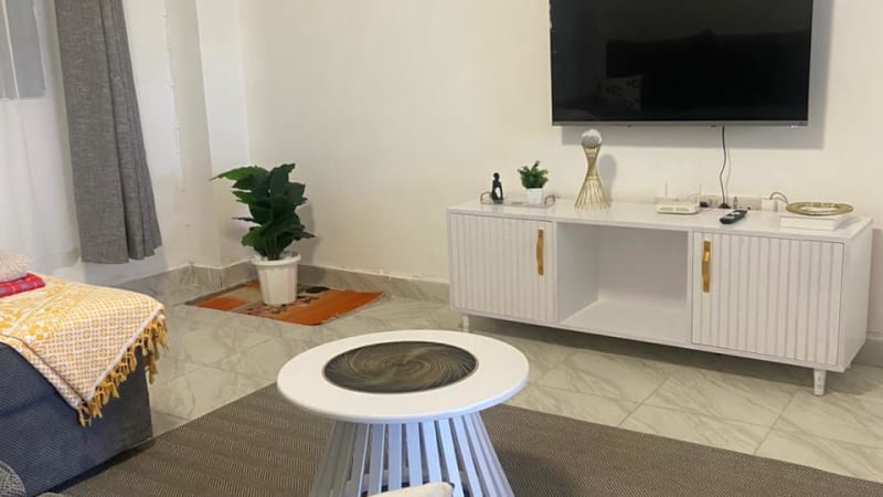 Modern 2 Bedroom Airbnb in Nanyuki Near Town & Ol Pejeta - Image 6