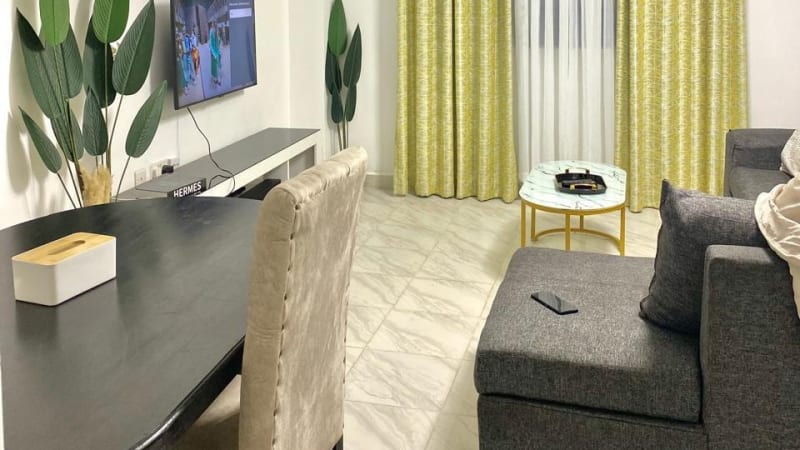 Affordable 1 Bedroom Airbnb in Nanyuki with Mount Kenya Views - Image 6