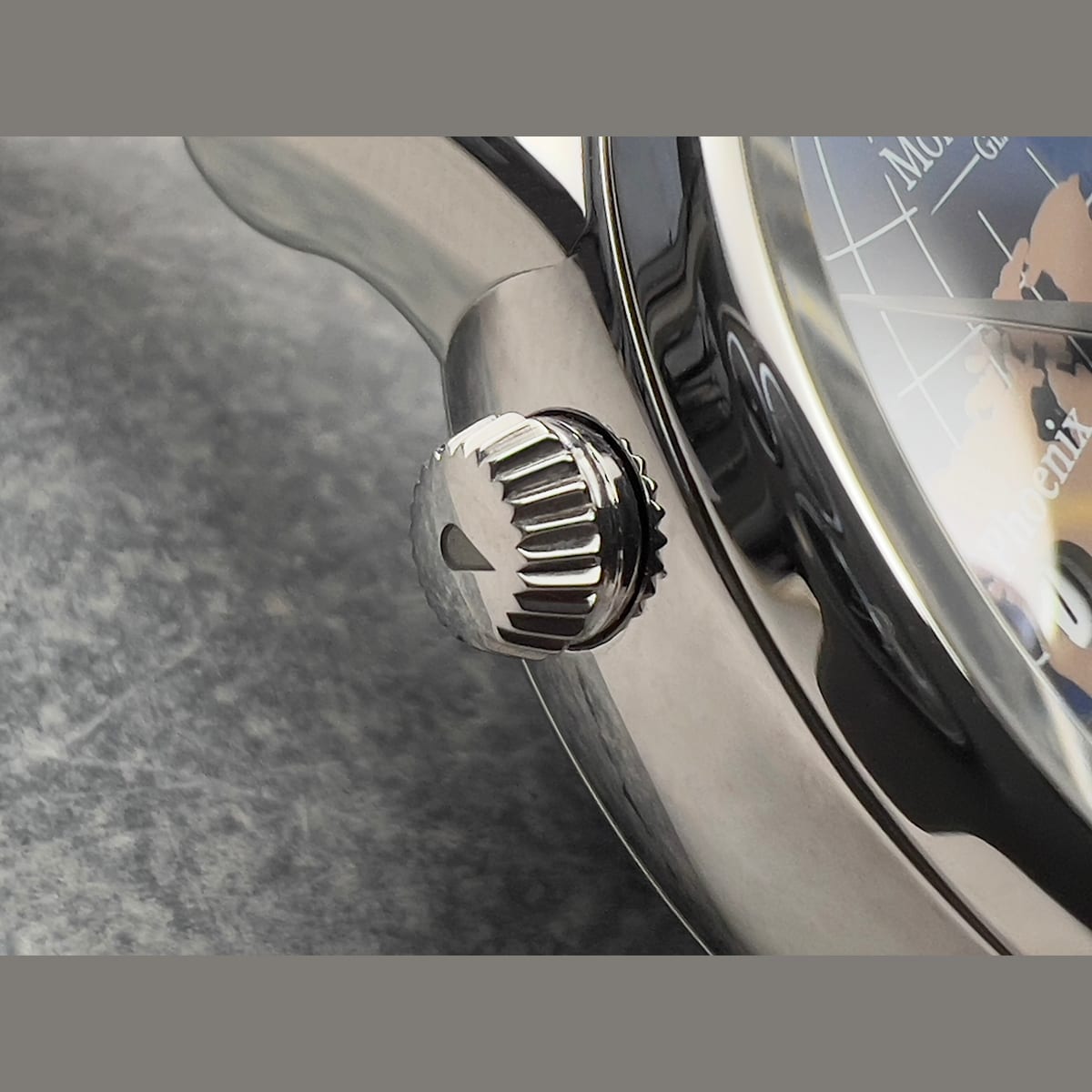 Detail Krone 10 Uhr