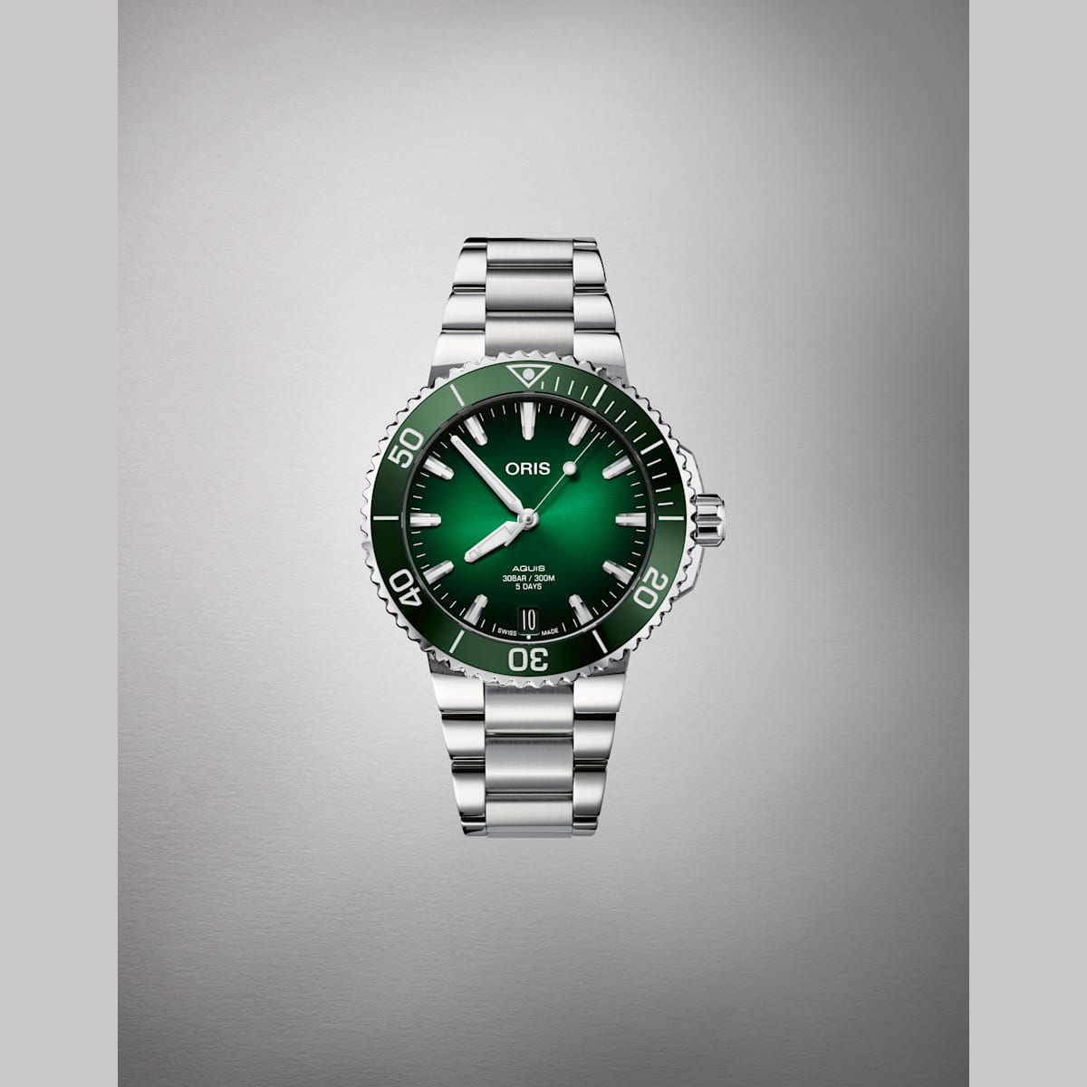 01 400 7769 4157 07 8 22 09peb oris aquis date calibre 400 h 1f26a561