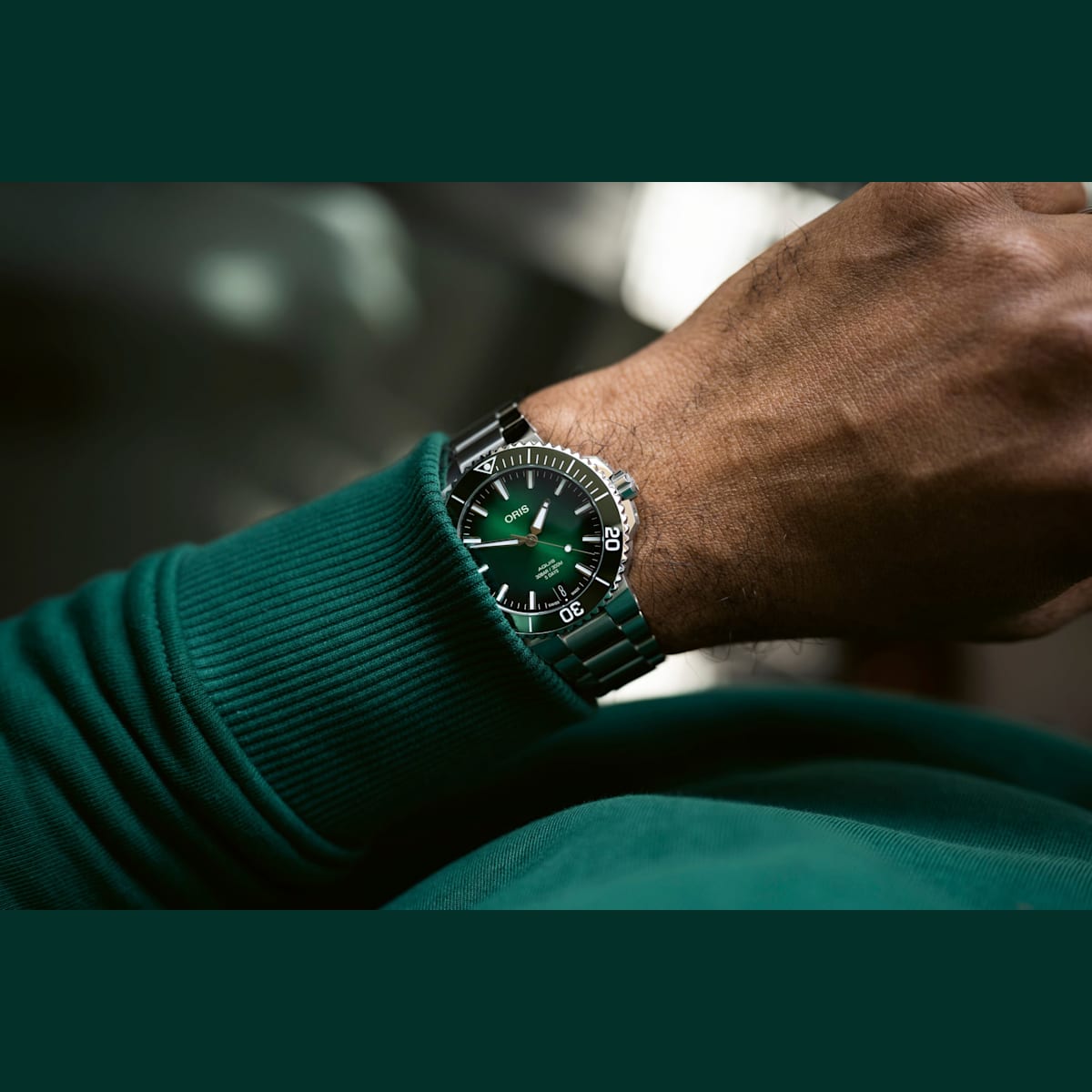 01 400 7769 4157 07 8 22 09peb oris aquis date calibre 400 h 7a285fab