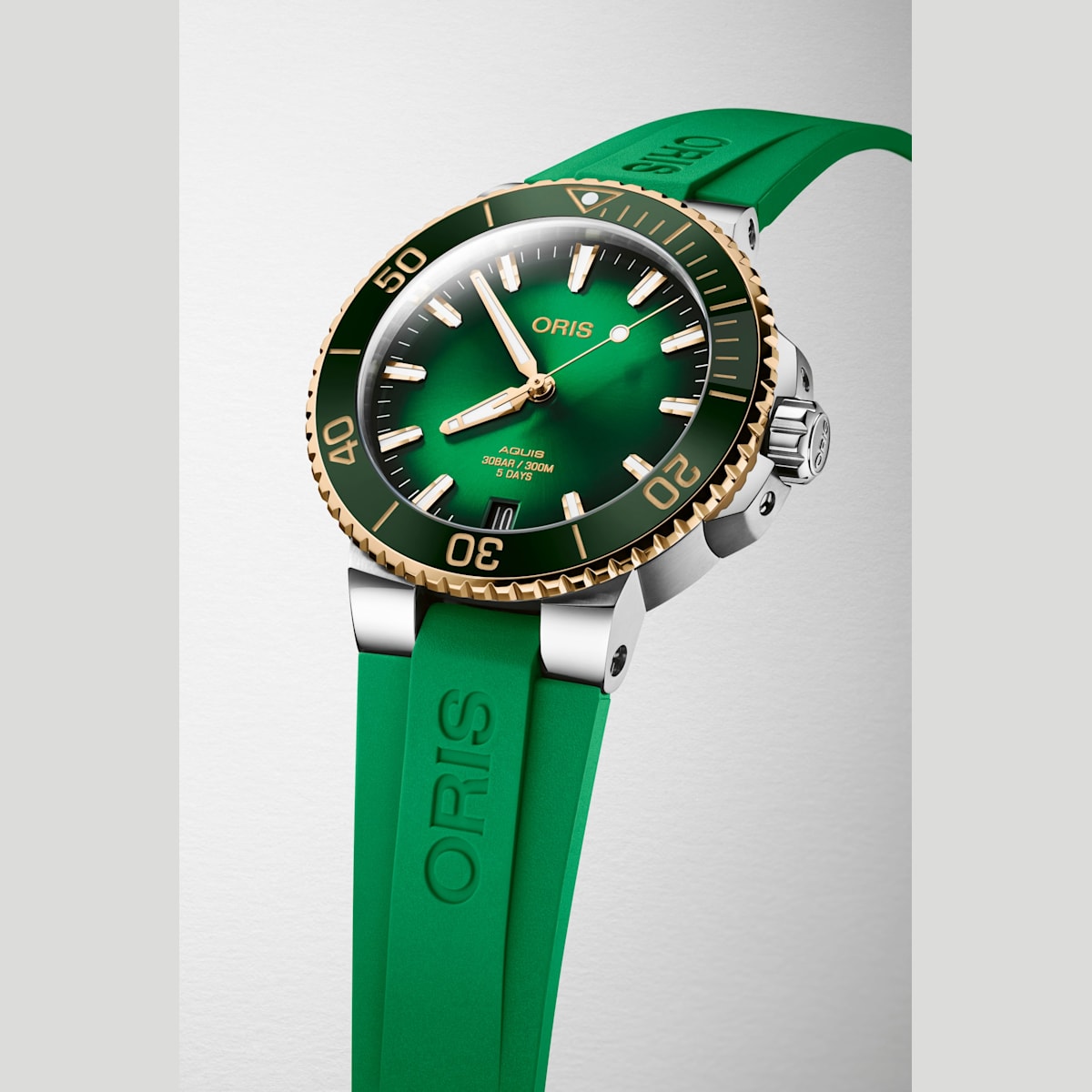 01 400 7769 6357 07 4 22 77fc aquis date calibre 400 bi colo