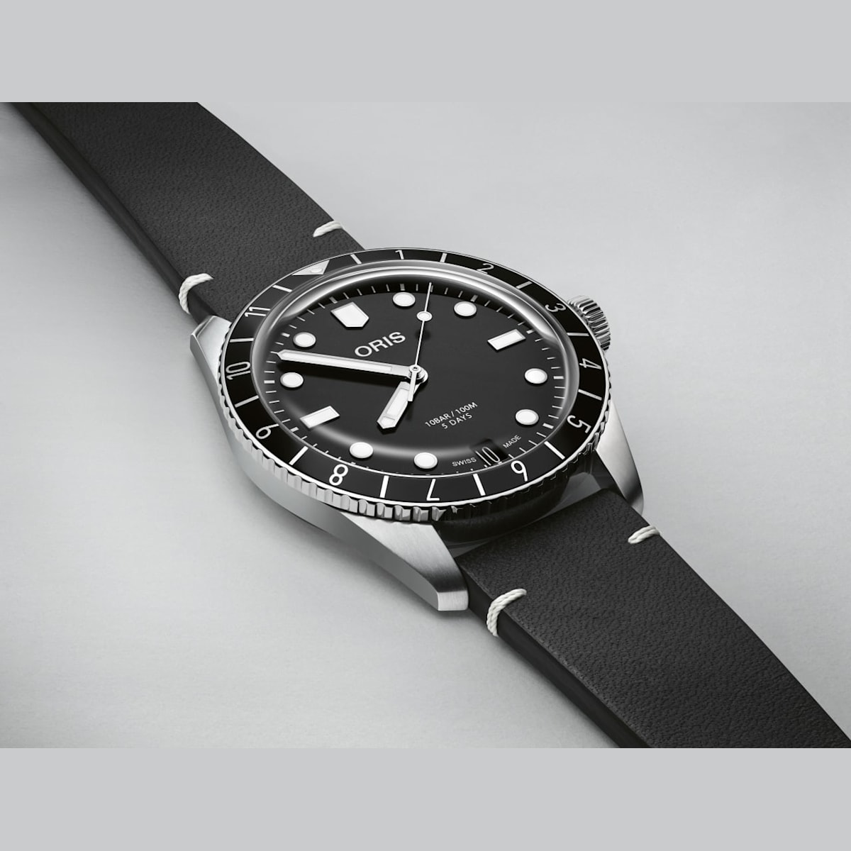 01 400 7772 4054 07 5 20 82 divers sixty five 12h calibre 40