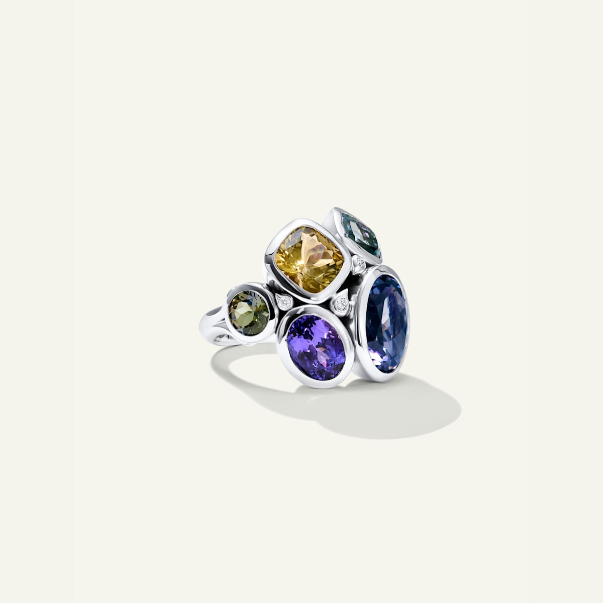 Tamara Comolli Julia Ring mit Fancy Tansaniten, Referenz R-JUL-Tan12.8-Clwg, Ansicht 2
