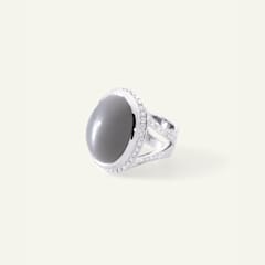 Tamara Comolli Cushion Large Ring mit braunem Mondstein und Diamant Pavé, Referenz R-CUSH-l-MoGr-p-wg