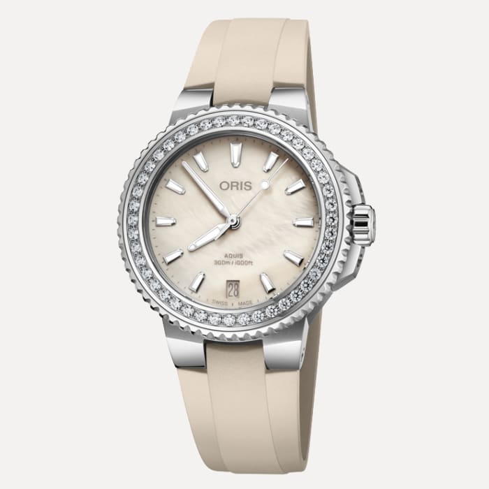 37251 01 733 7792 4956 07 4 19 61 FC Aquis Date Diamonds ds