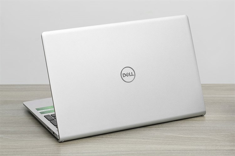 Laptop Dell Inspiron 15 3530 i5 1334U/ 16GB/ 512GB/ 120Hz/ OfficeHS/ Win11 (N5I5340W1)