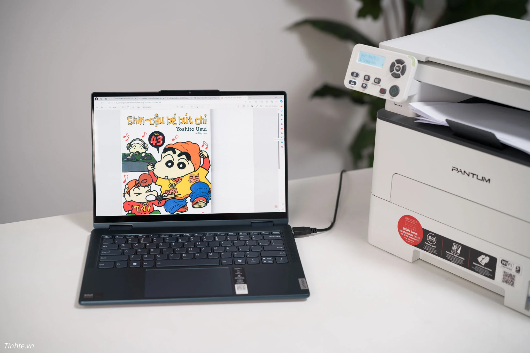 Máy in đa năng đen trắng M6702DW