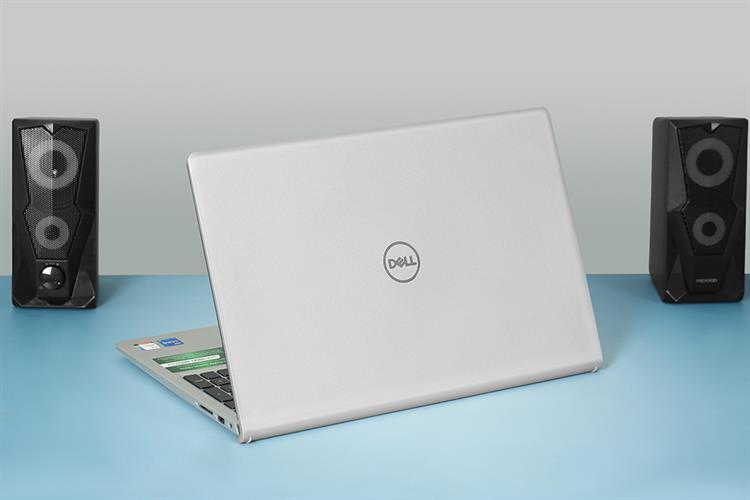 Laptop Dell Inspiron 3520 i5 1235U/ 16GB/ 512GB/ 120Hz/ OfficeHS/ Win11/ Bạc