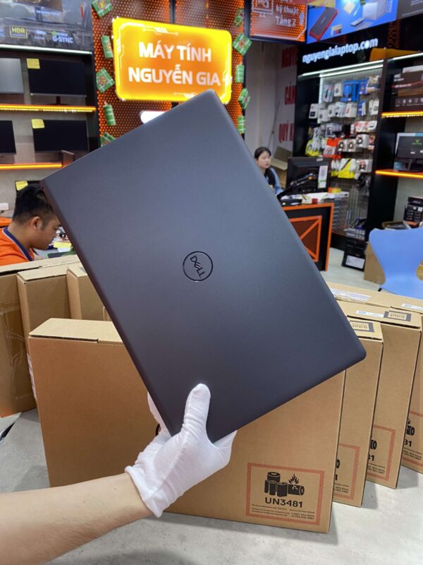 Laptop Dell Inspiron 15 3520 i3 1115G4/ 8GB/ 512GB/ Win11/ Bạc