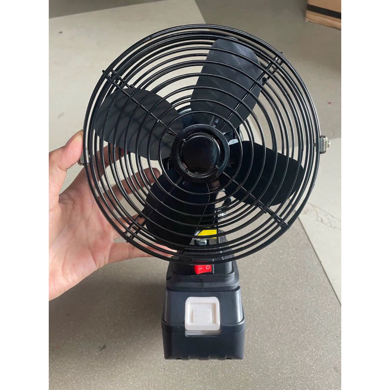 Quạt tích điện sử dụng pin rời 10 cell