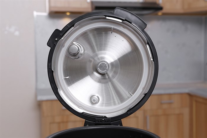 Nồi áp suất điện Sunhouse SHD1755 5 lít