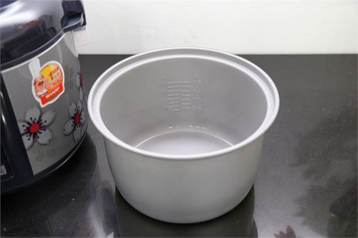 Nồi cơm điện Sharp 1.8 lít KS-R181STV
