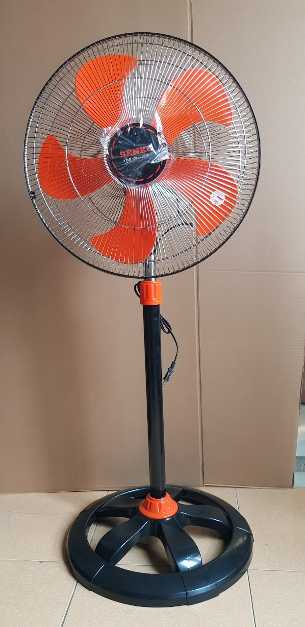 Quạt đứng Senko DCN1808