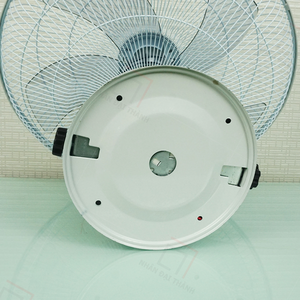 Quạt đảo cơ 5 cánh Nanoco model NOF1609 màu trắng