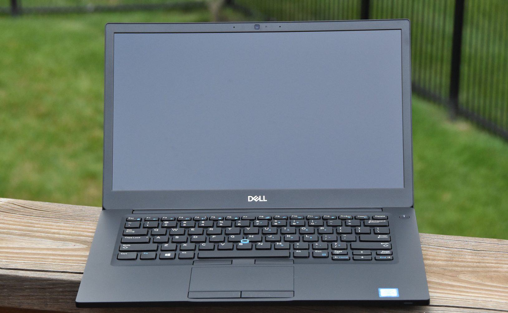 Dell Latitude 7390 – Core i5 7200U, Ram 8GB, SSD 256GB, 13″ FullHD