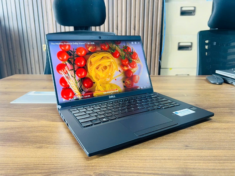 Dell Latitude 7390 – Core i5 7200U, Ram 8GB, SSD 256GB, 13″ FullHD