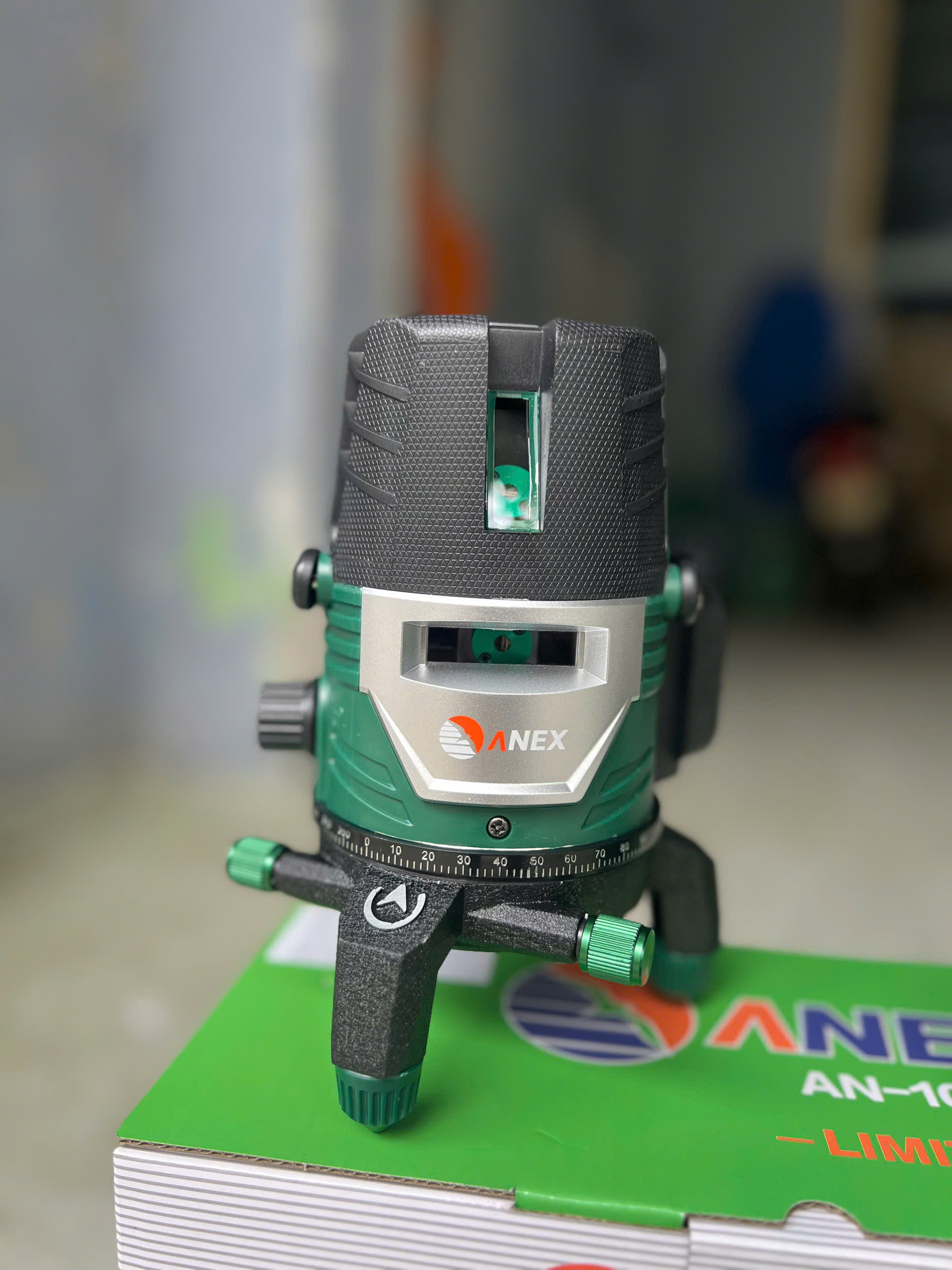 Máy Cân Mực Laser 5 Tia Xanh ANEX AN-102