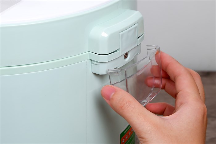 Nồi cơm nắp gài Sunhouse Mama 1.8 lít SHD8665B