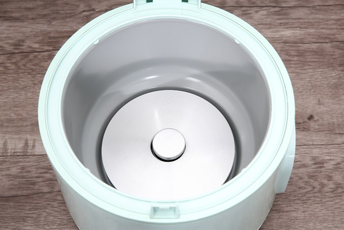 Nồi cơm nắp gài Sunhouse Mama 1.2 lít SHD8265B