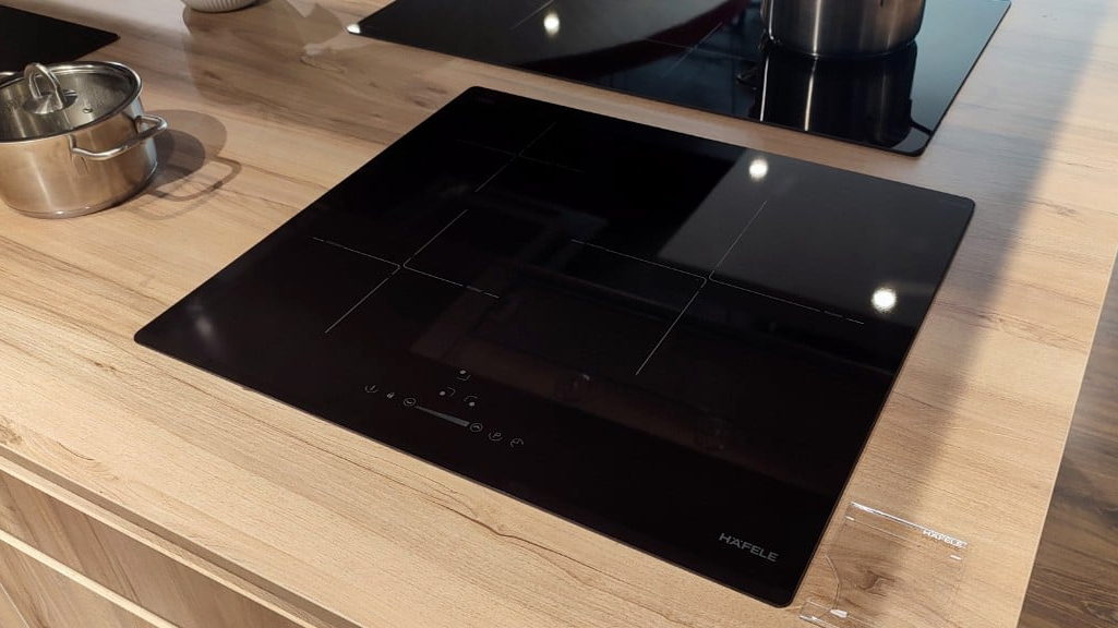 Bếp từ 3 vùng nấu Hafele HC-I603B