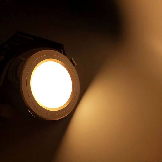 Downlight Color Rim Panasonic 9W đơn sắc 3 màu viền vàng