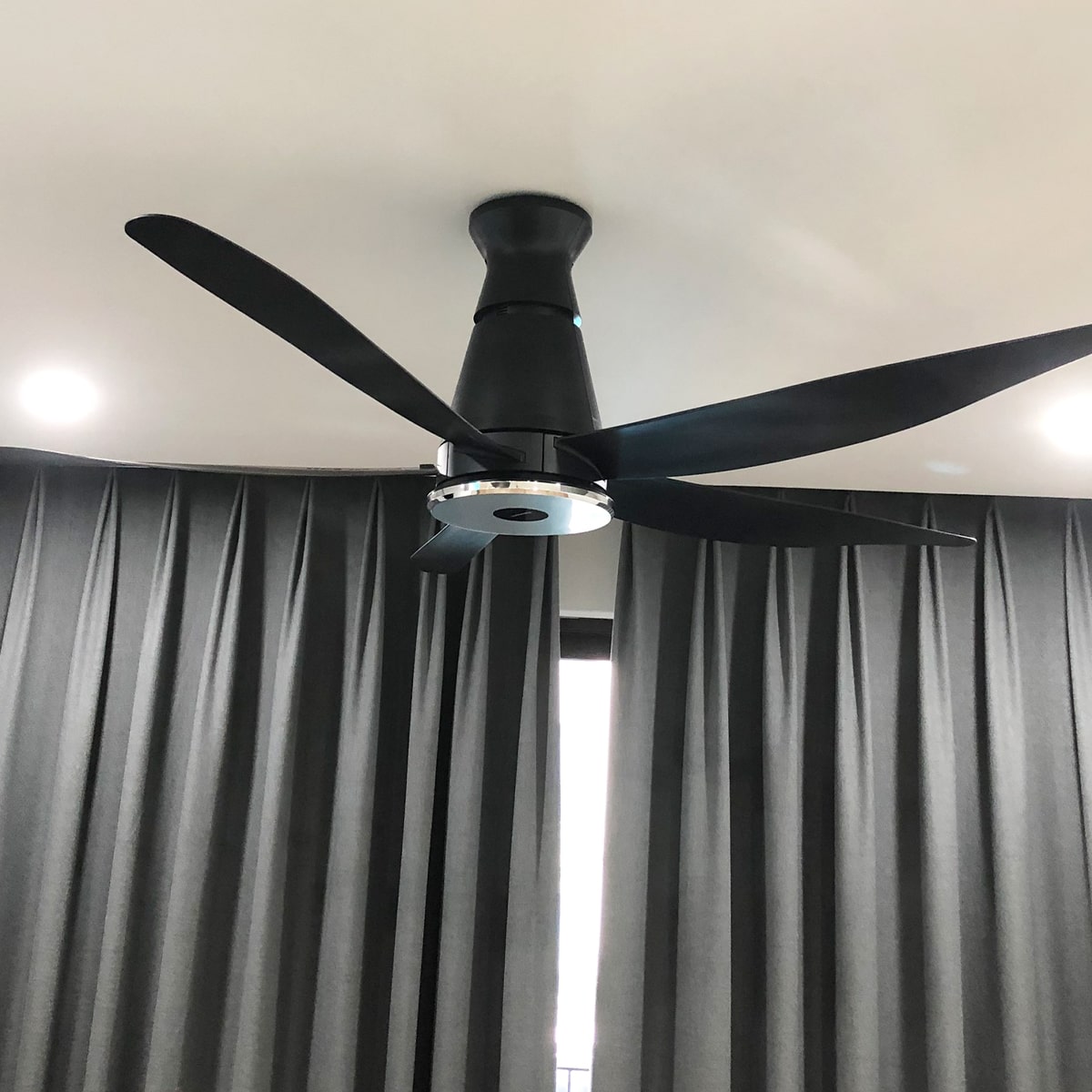 Quạt trần Panasonic 5 cánh F-60XDN 37W