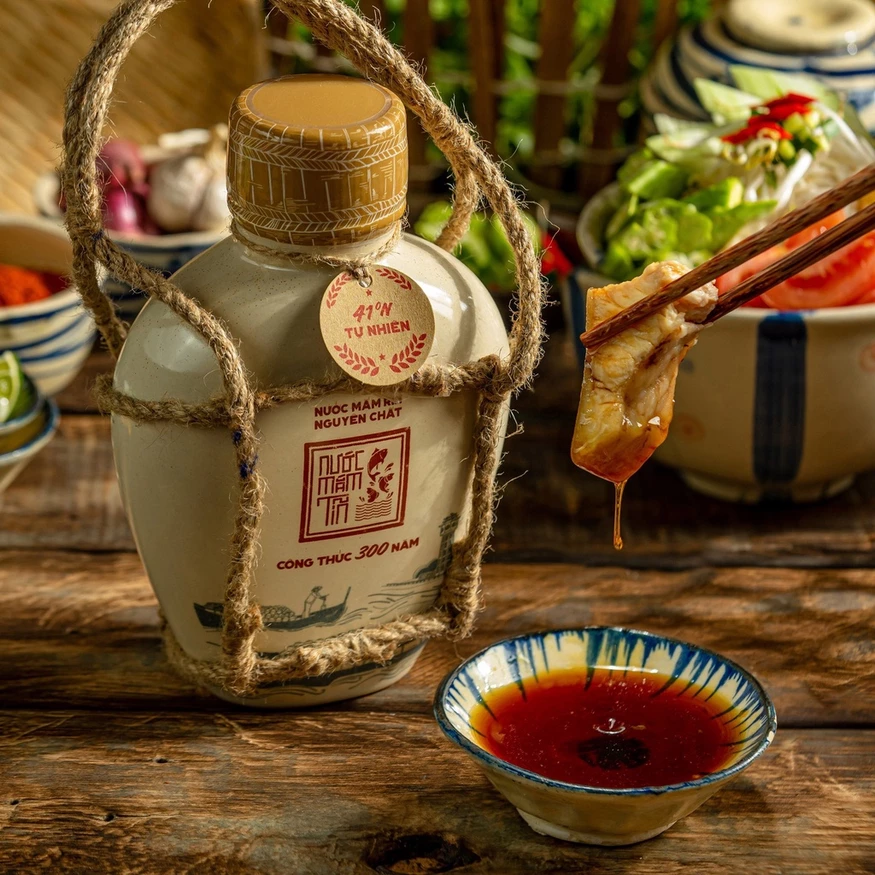 nước mắm tĩn nhãn xưa