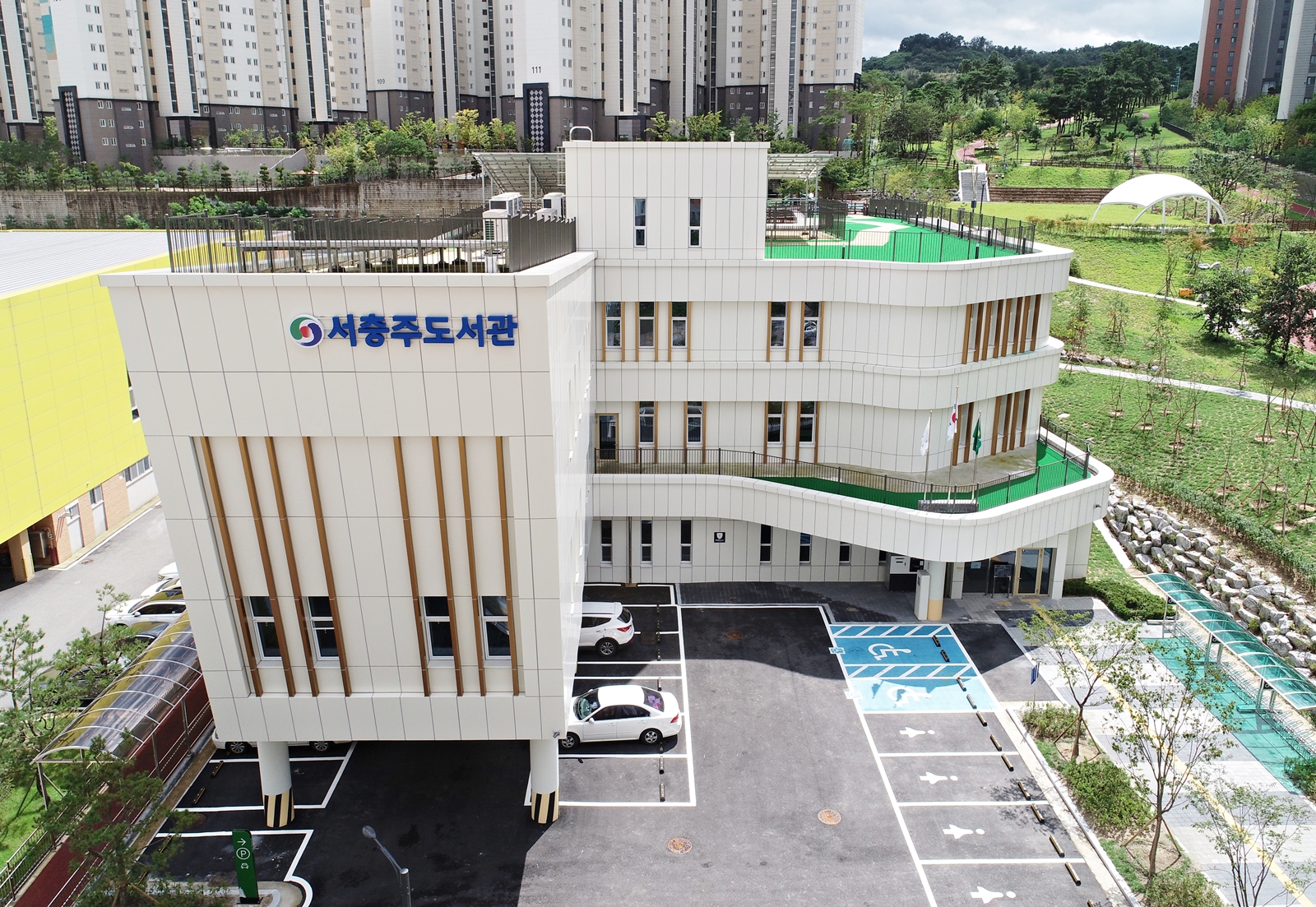 서충주도서관, 십이월 한 달 ‘크리스마스 특별 행사’ 운영