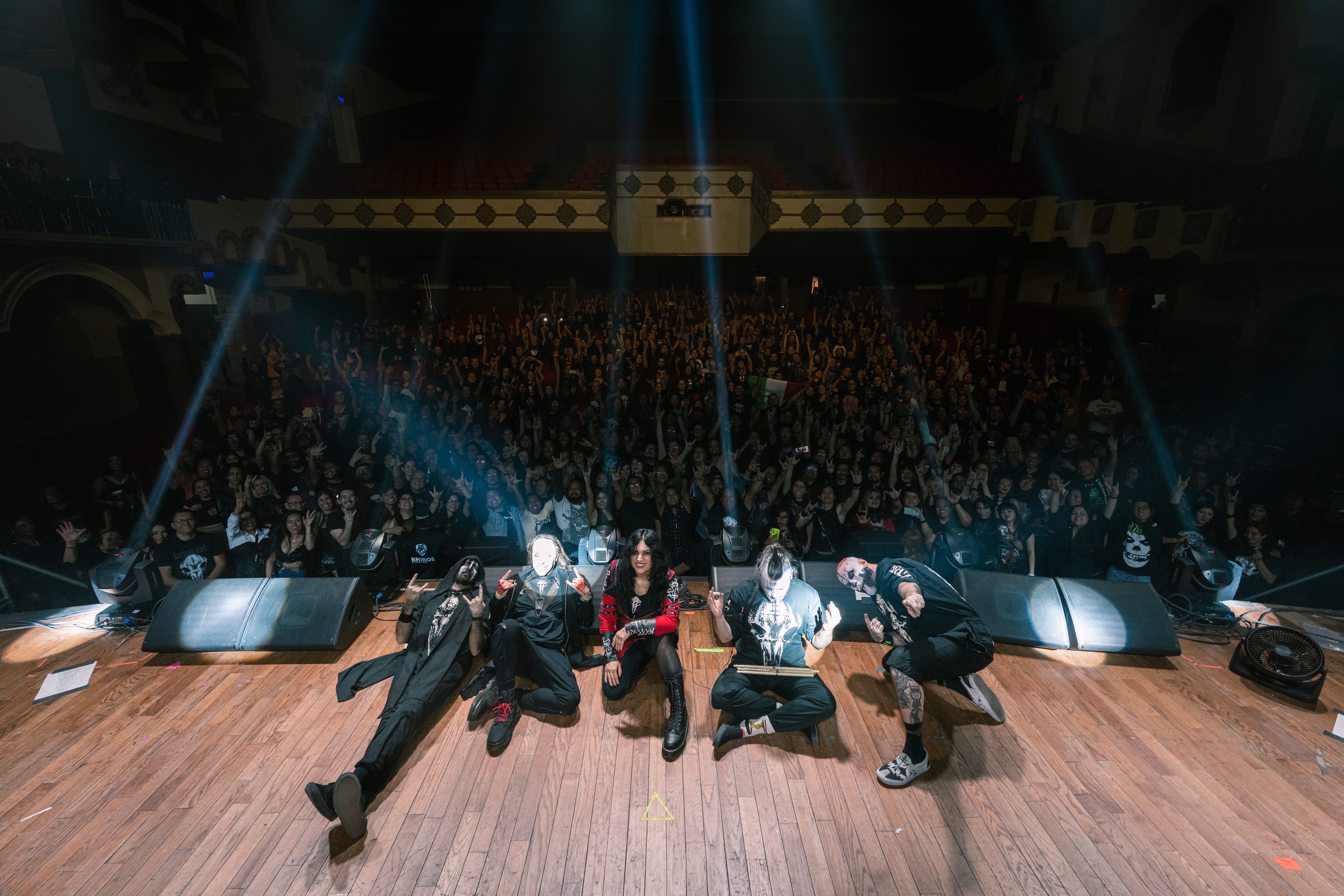 Live Show — Concert