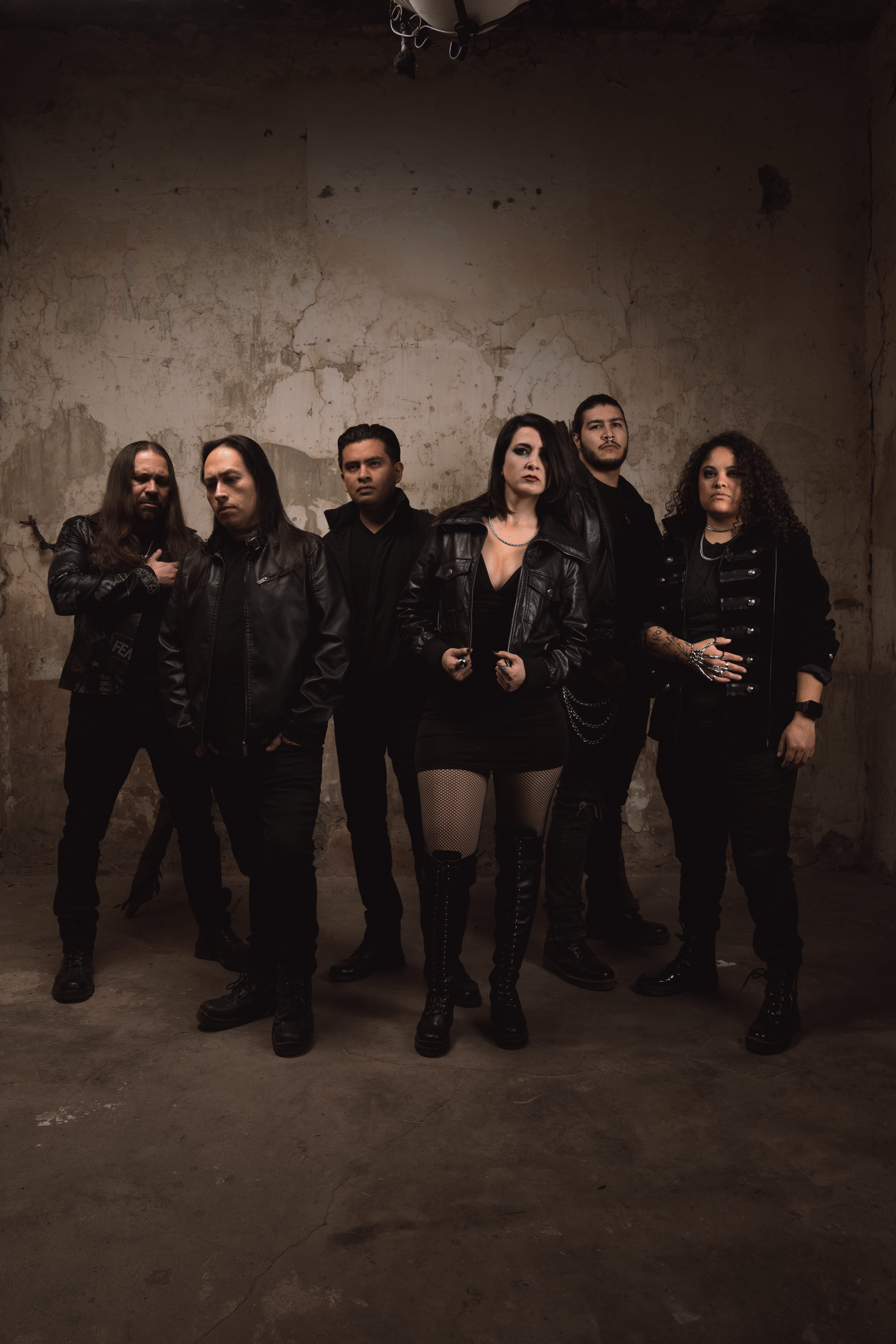 She No More — Sesión