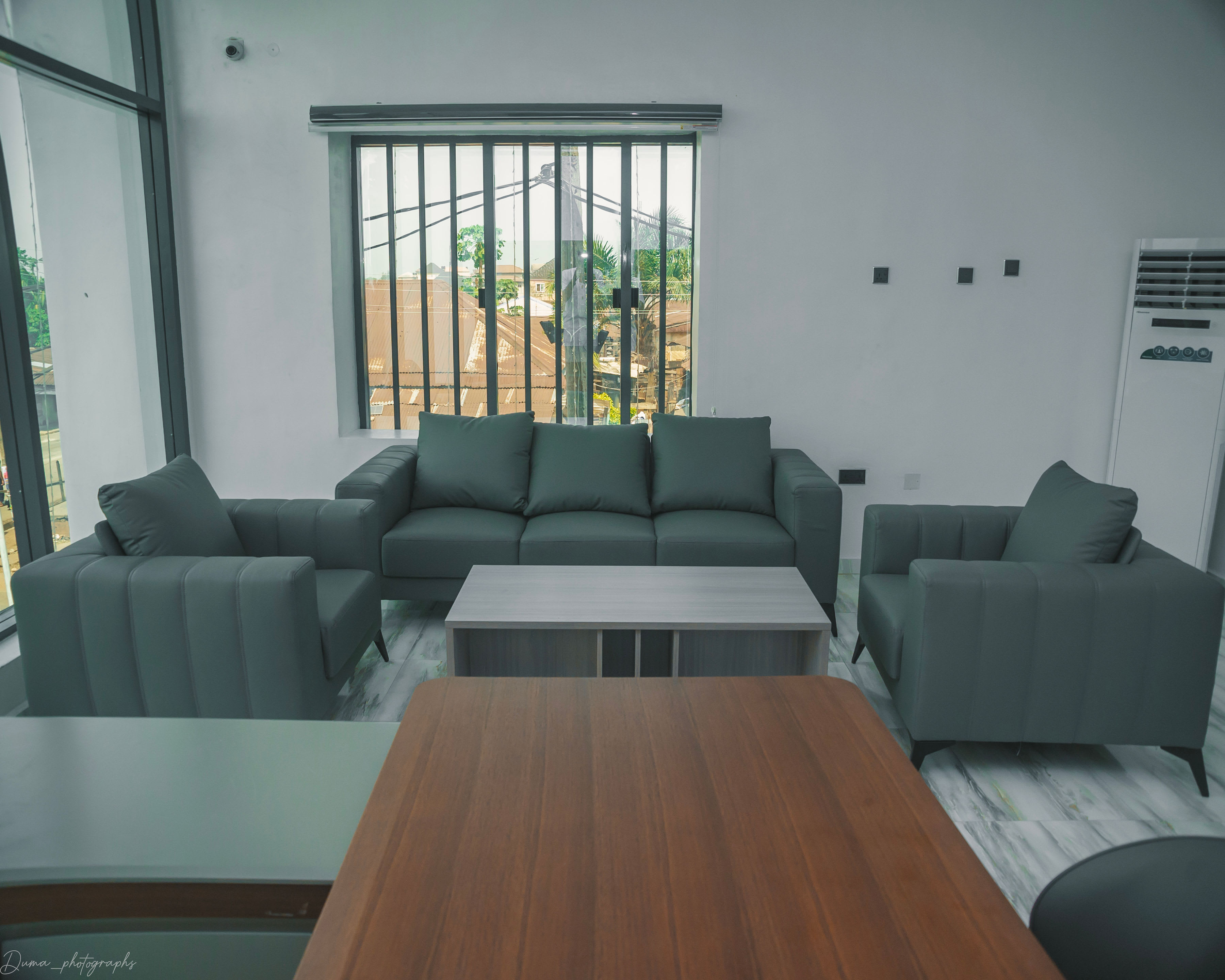 Deluxe Office