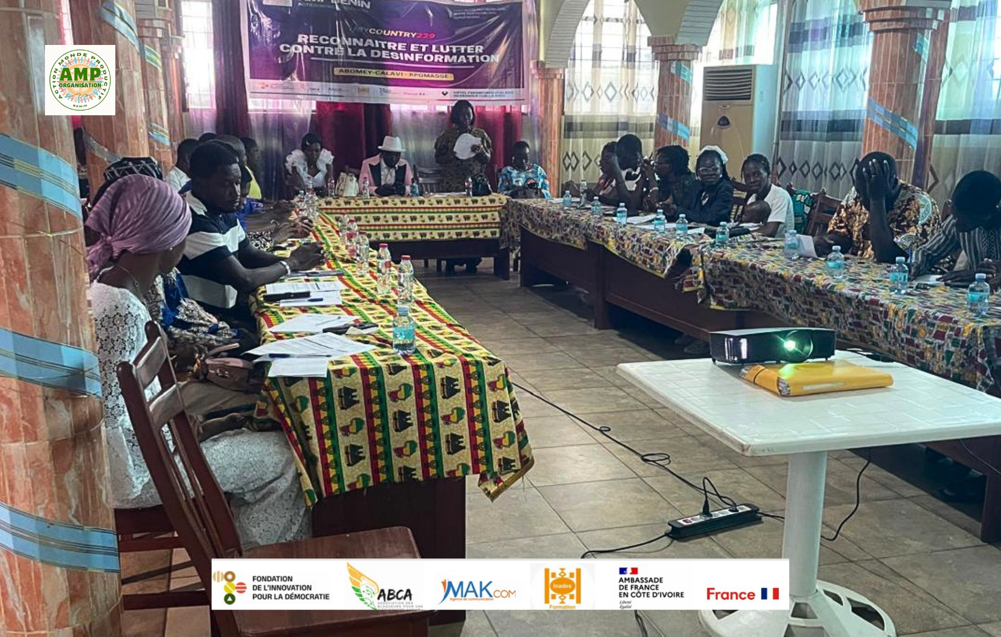 Jeunes volontaires du projet MyCountry229