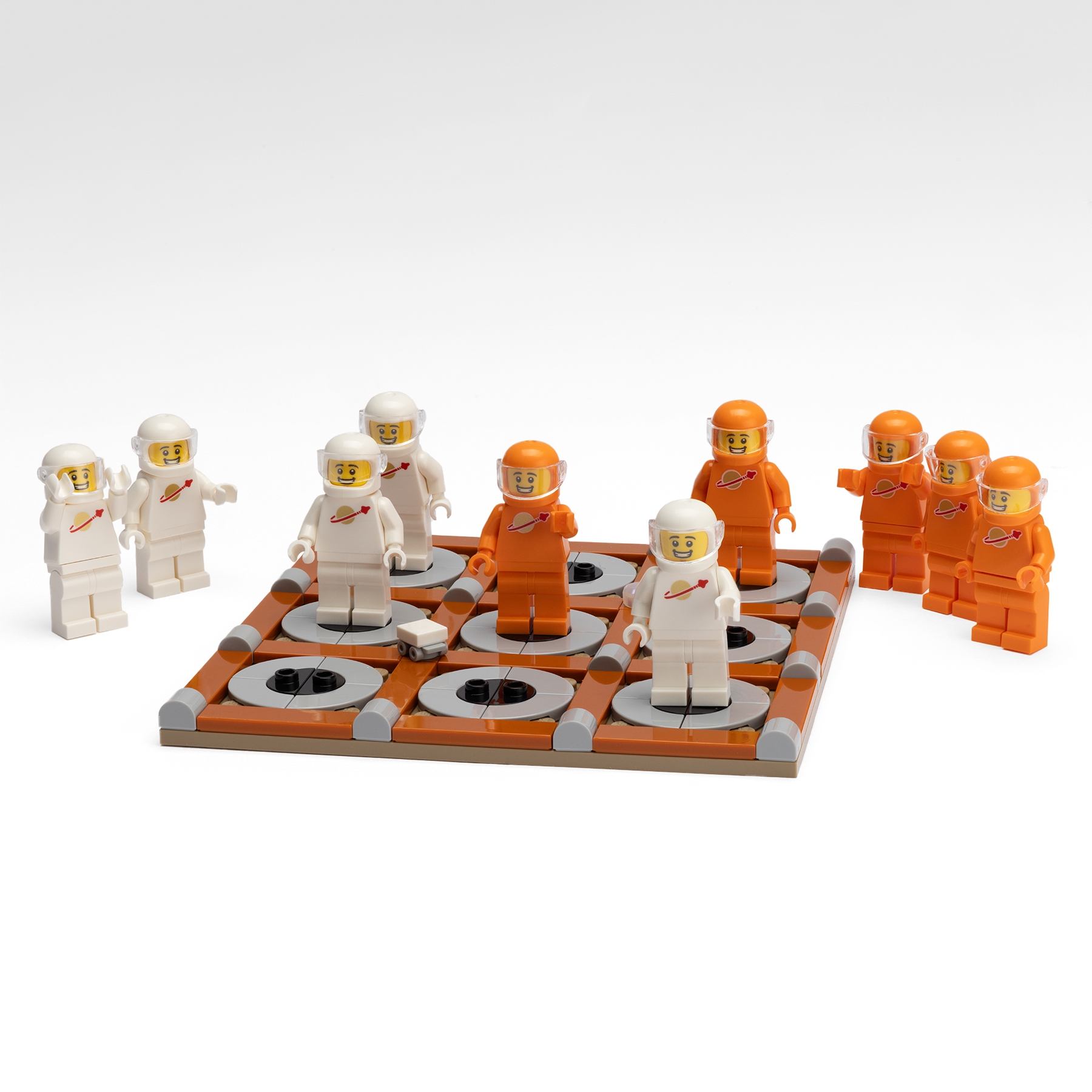 LEGO Classic Space Tic Tac Toe set