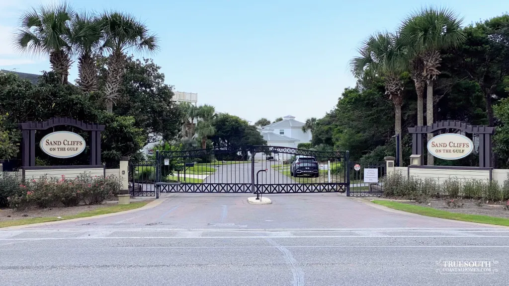 Sand Cliffs Homes for Sale Sand Cliffs Homes Entrance