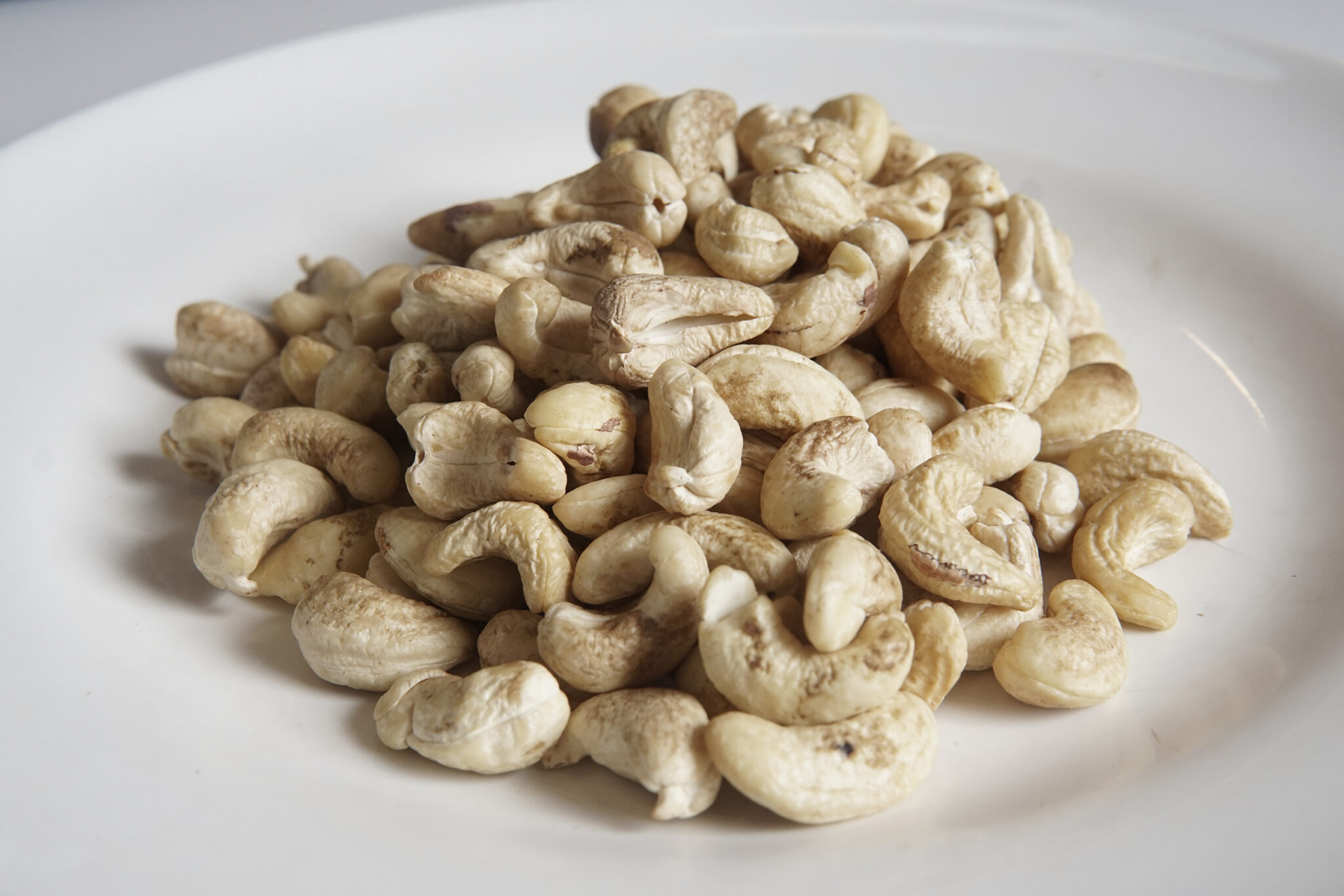 Cashew Kernel DW — Dessert Wholes First Quality