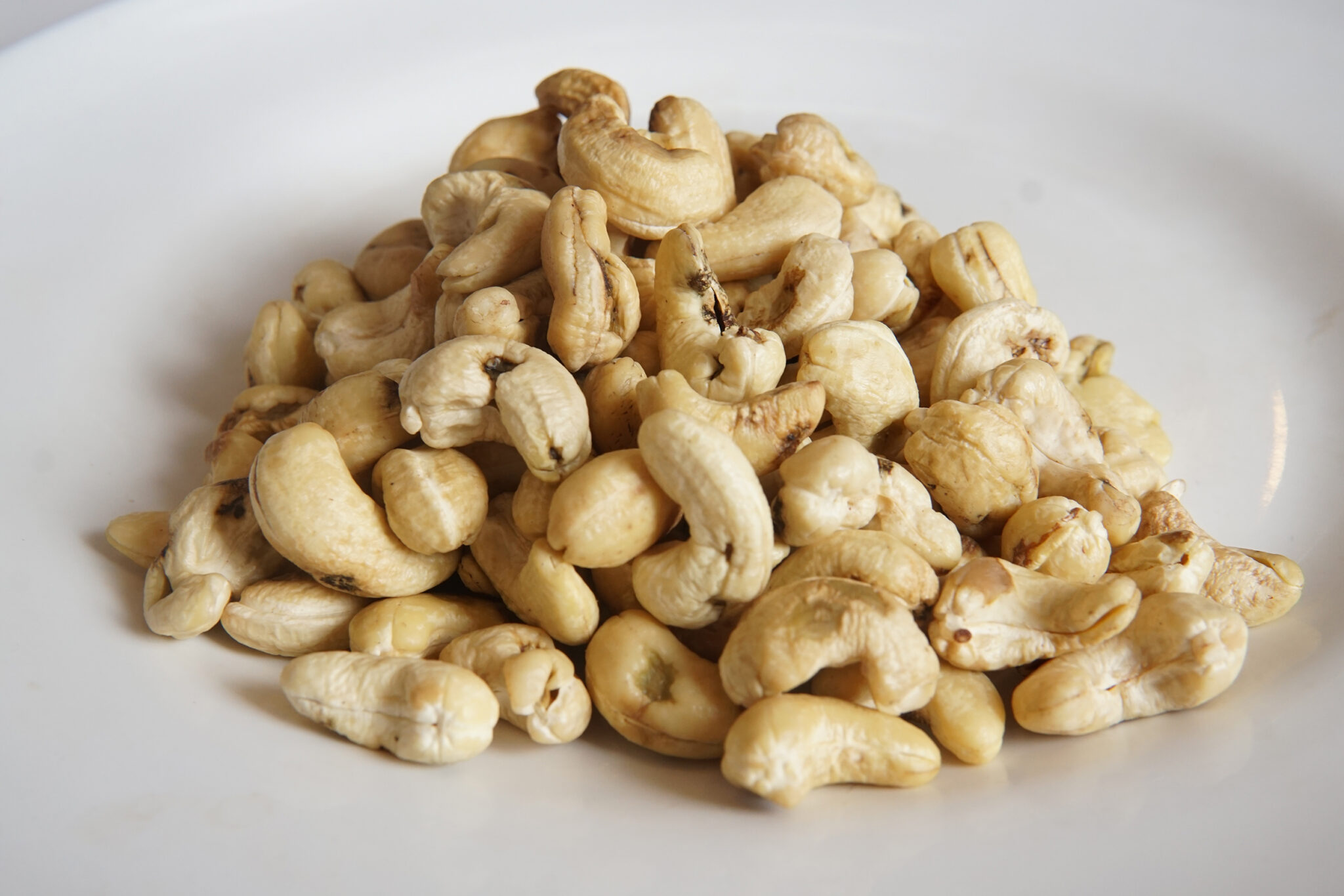 Cashew Kernel SK3 — Scorched Kernel Grade 3